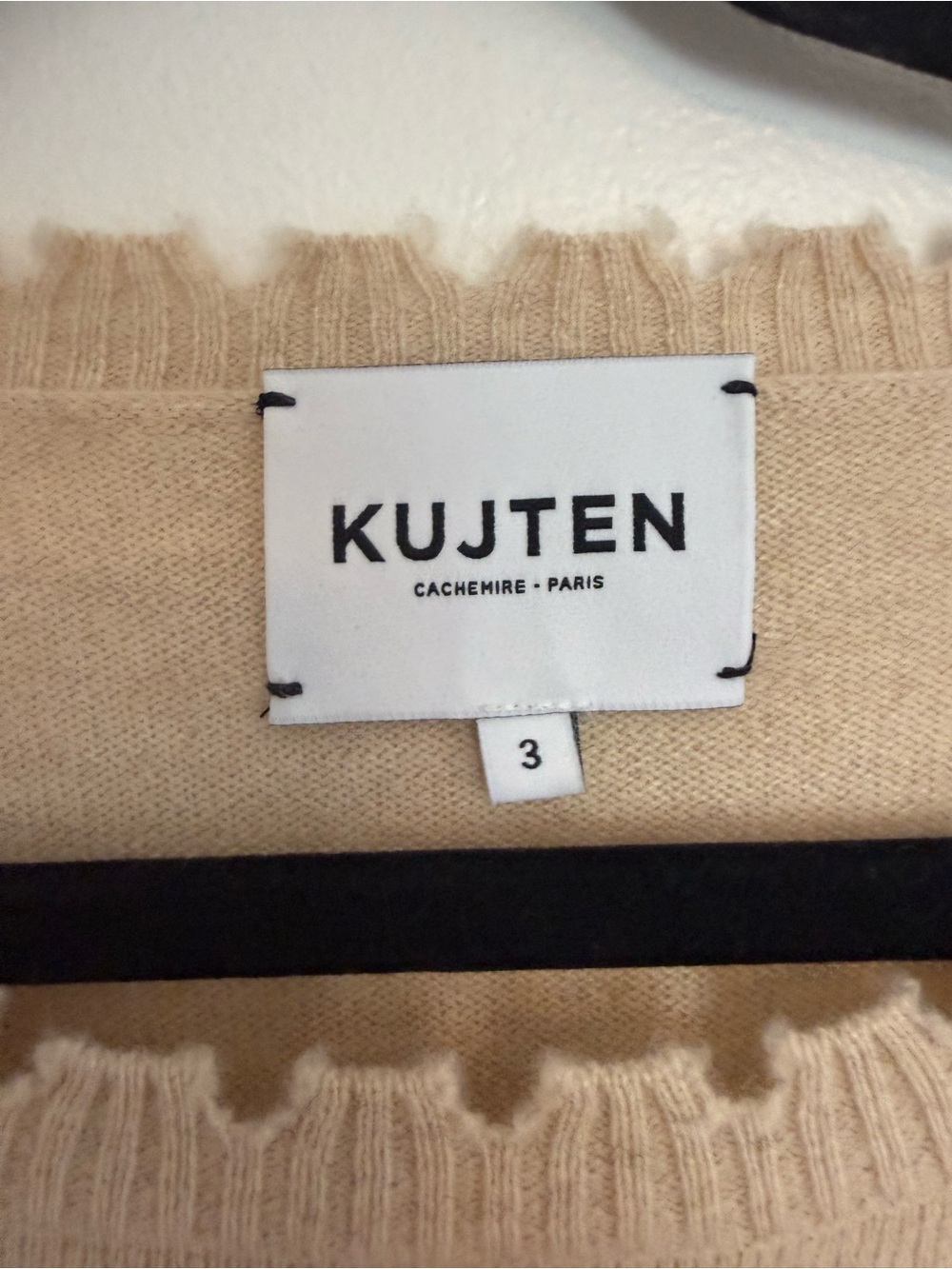Kujten Sweater Mela Crewneck Distressed in Ecru Cream - Picture 7 of 7